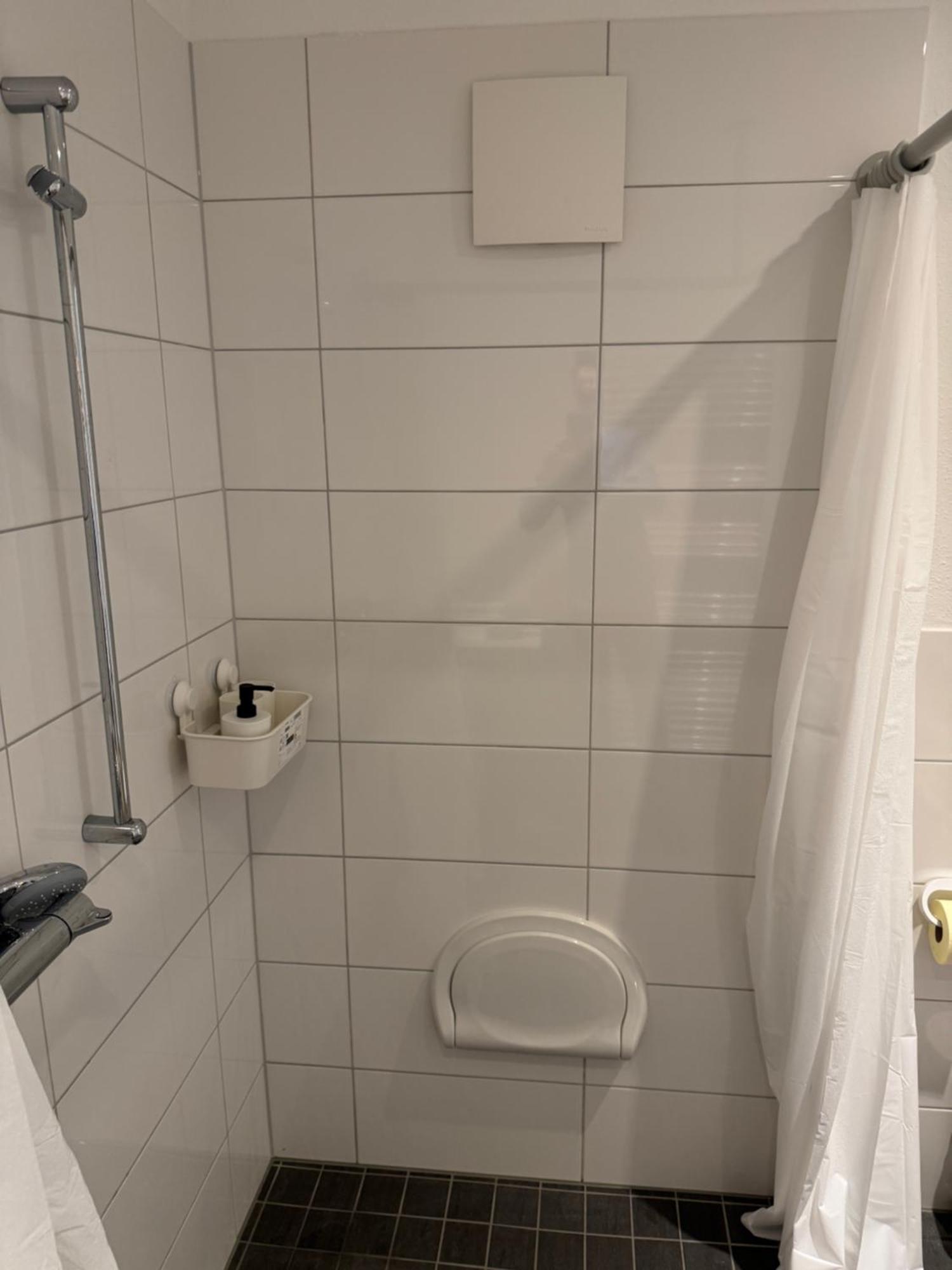 Barrierefreie Wohnung Im Herzen Der Stadt Mit Parkplatz, Wifi Und Tv - Emma Werne Eksteriør billede